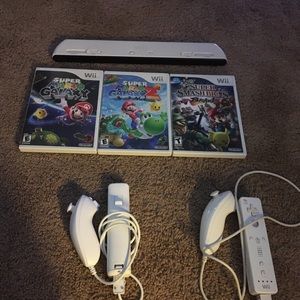 Nintendo Wii original console Mario Galaxy Super smash Bros Brawl bundle
